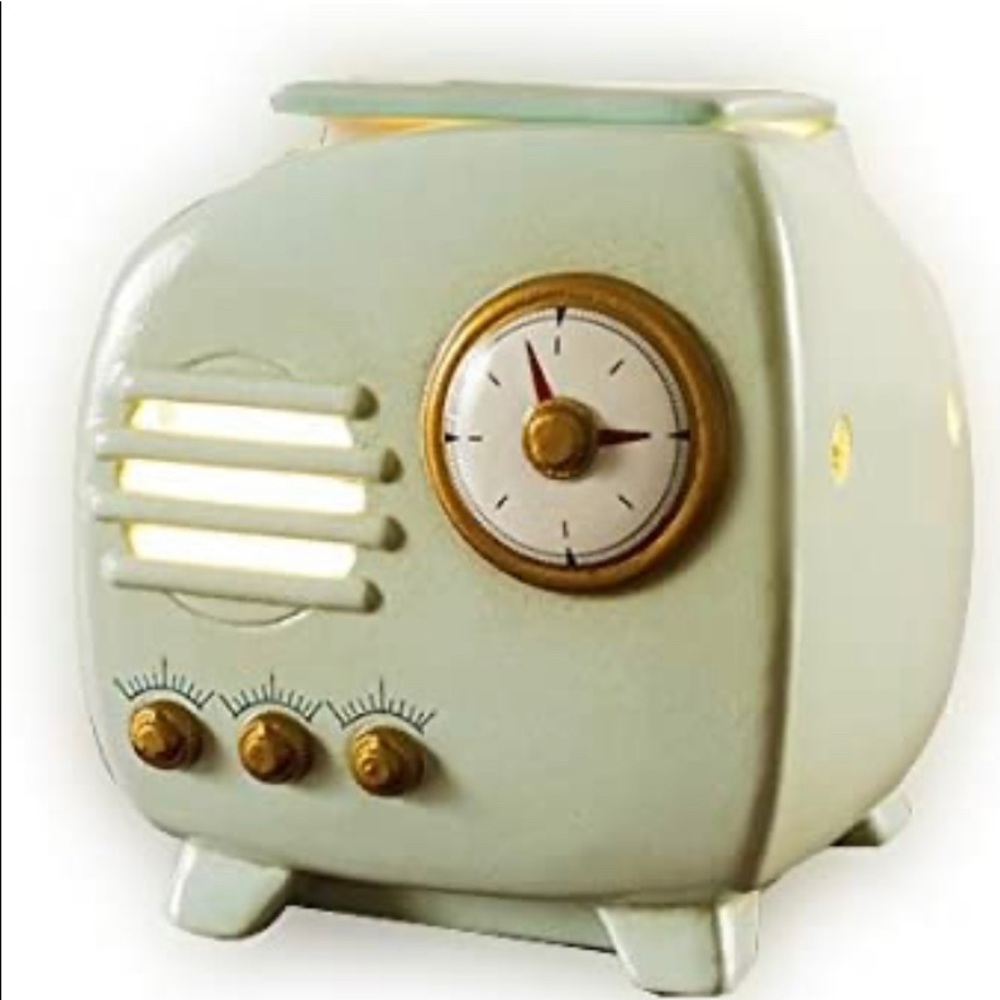 Old fashioned radio wax/oil burner- BRAND NEW!